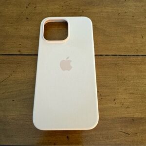 Apple iPhone 14 Pro Max Silicone Case with MagSafe - Pink